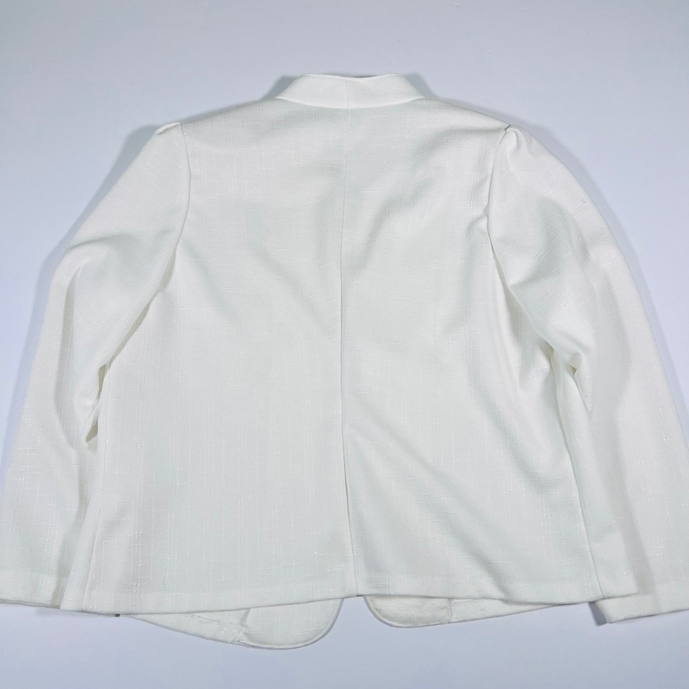 Vintage Pablo Collection 14P White Skirt Suit Embroidered Blazer Made USA - Picture 8 of 10